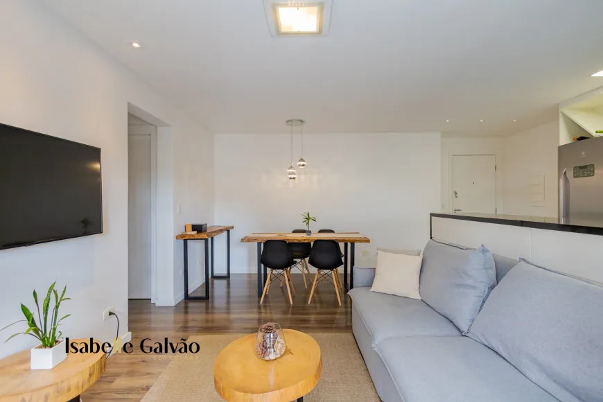 Foto 1 de Apartamento com 2 Quartos à venda, 77m² em Bacacheri, Curitiba