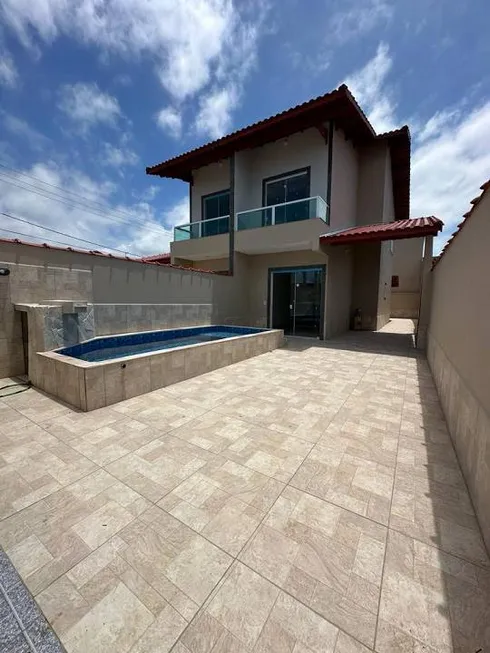 Foto 1 de Casa com 2 Quartos à venda, 92m² em Balneario Samas, Mongaguá