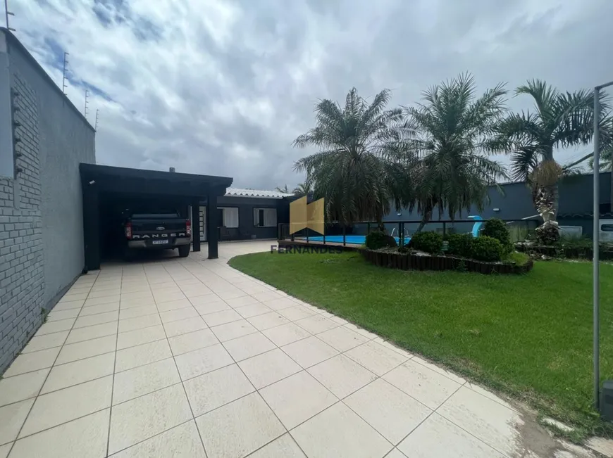 Foto 1 de Casa com 3 Quartos à venda, 152m² em Zona Nova, Tramandaí