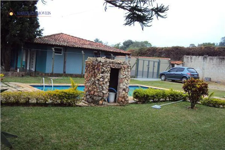 Foto 1 de Fazenda/Sítio com 3 Quartos à venda, 200m² em Vila Pasti, Louveira