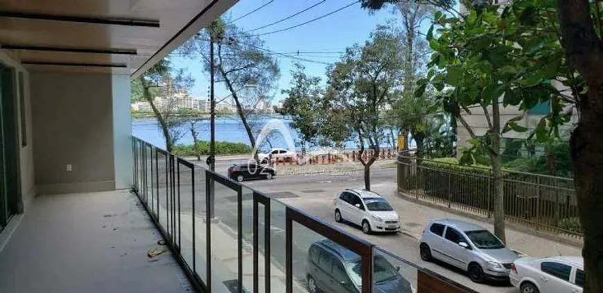 Foto 1 de Apartamento com 4 Quartos à venda, 315m² em Lagoa, Rio de Janeiro