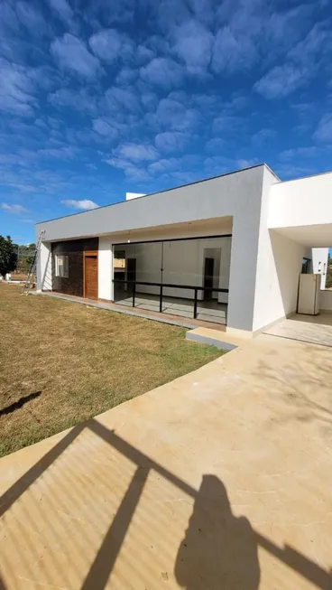 Foto 1 de Casa de Condomínio com 3 Quartos à venda, 220m² em Condomínio Vale do Luar , Jaboticatubas