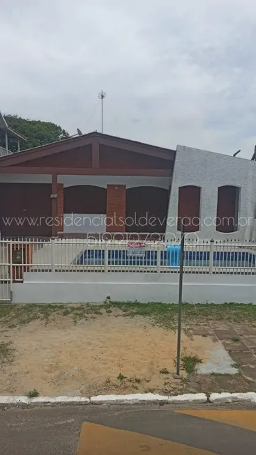 Foto 1 de Casa com 5 Quartos para alugar, 250m² em Praia da Cal, Torres