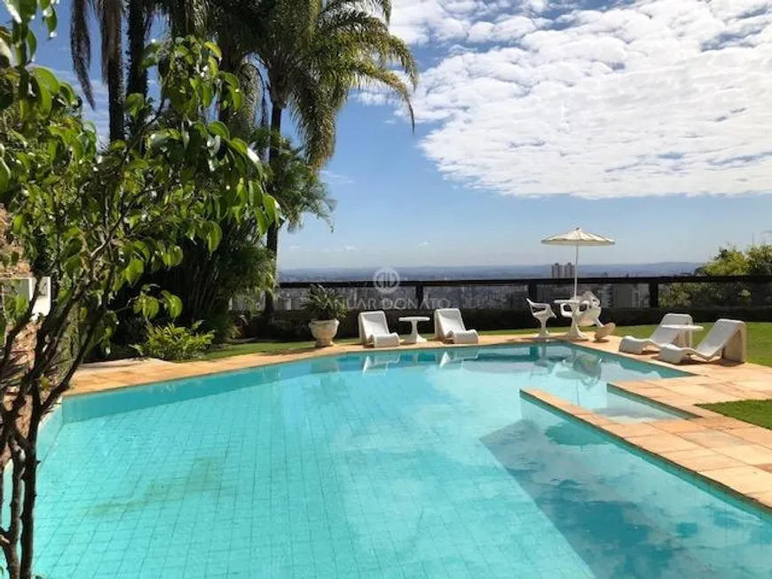 Foto 1 de Casa com 4 Quartos à venda, 602m² em Mangabeiras, Belo Horizonte