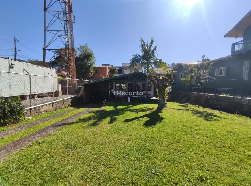 Foto 1 de Casa com 3 Quartos à venda, 60m² em Floresta, Gramado