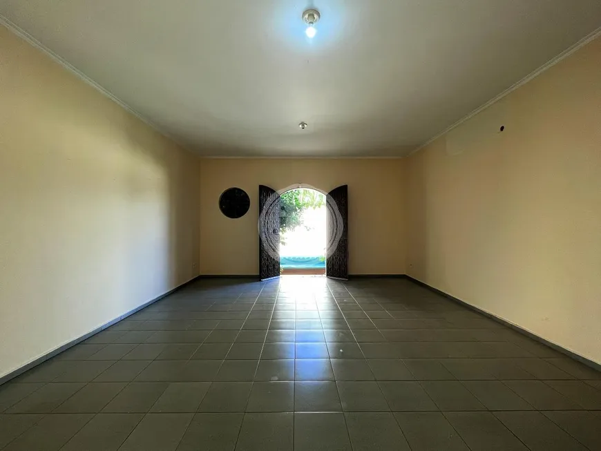 Foto 1 de Casa com 4 Quartos para alugar, 205m² em Alto da Boa Vista, Ribeirão Preto