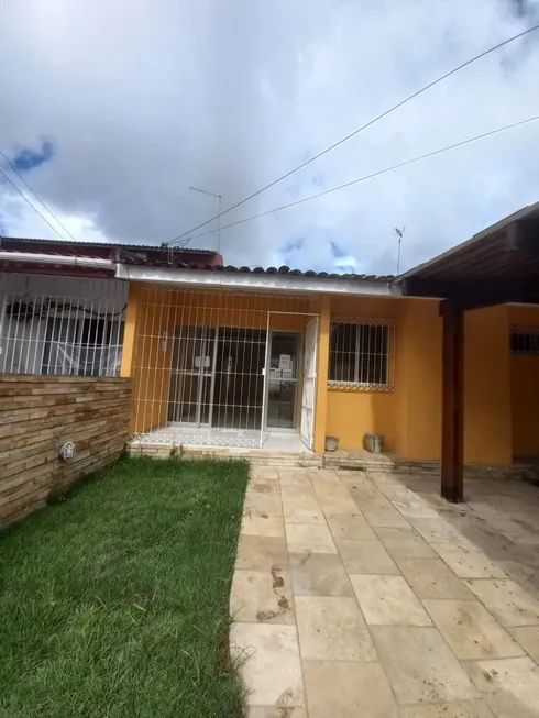 Foto 1 de Casa com 4 Quartos para alugar, 120m² em Caxangá, Recife