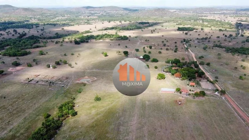 Foto 1 de Fazenda/Sítio com 2 Quartos à venda, 130m² em Zona Rural, Itapirapuã