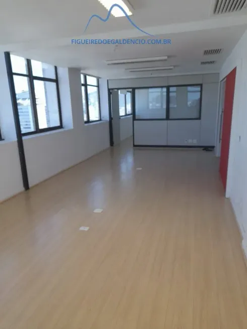 Foto 1 de Sala Comercial para alugar, 130m² em Ipanema, Rio de Janeiro