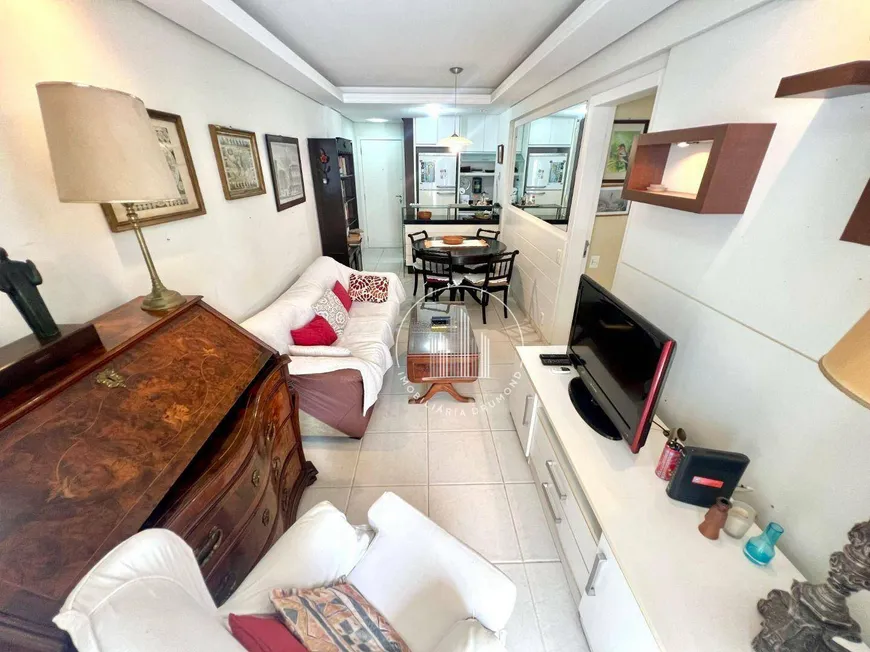 Foto 1 de Apartamento com 3 Quartos à venda, 75m² em Itacorubi, Florianópolis