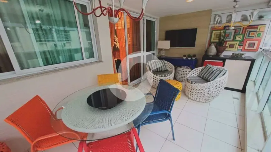 Foto 1 de Apartamento com 3 Quartos à venda, 138m² em Icaraí, Niterói