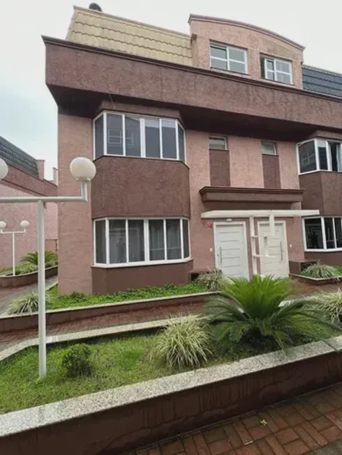 Foto 1 de Casa com 3 Quartos à venda, 230m² em Parque Renato Maia, Guarulhos