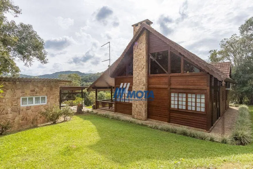 Foto 1 de Fazenda/Sítio com 3 Quartos à venda, 500m² em Marmeleiro, Almirante Tamandaré