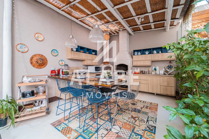 Foto 1 de Casa com 5 Quartos à venda, 380m² em Brooklin, São Paulo