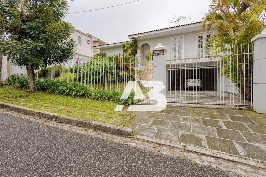 Foto 1 de Casa com 3 Quartos à venda, 543m² em Barreirinha, Curitiba