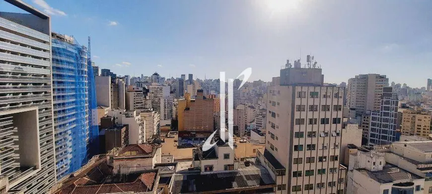 Foto 1 de Kitnet com 1 Quarto à venda, 31m² em Santa Ifigênia, São Paulo