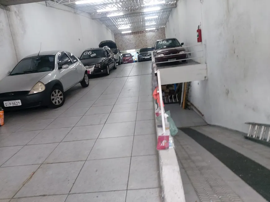 Foto 1 de Ponto Comercial à venda em Vila Linda, Santo André