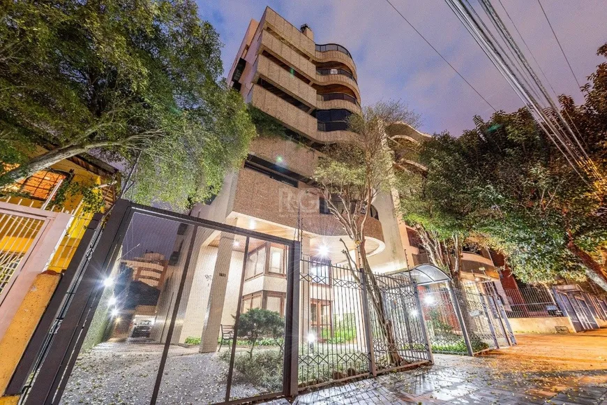 Foto 1 de Cobertura com 3 Quartos à venda, 305m² em Higienópolis, Porto Alegre