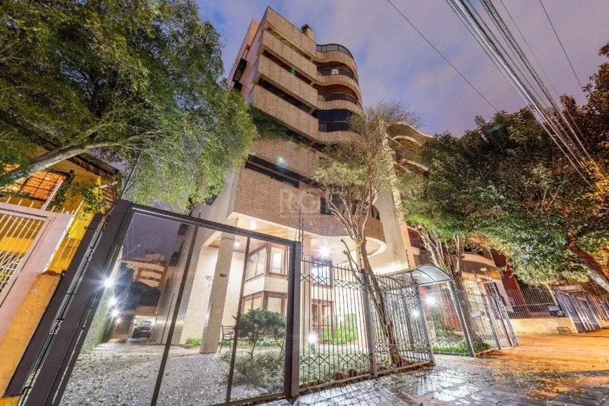 Foto 1 de Cobertura com 3 Quartos à venda, 307m² em Higienópolis, Porto Alegre