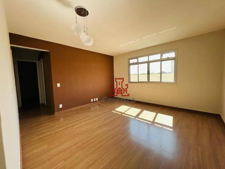 Foto 1 de Apartamento com 3 Quartos à venda, 64m² em Vale dos Tucanos, Londrina