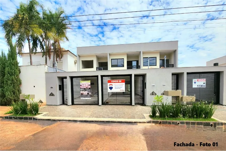 Foto 1 de Casa com 3 Quartos à venda, 163m² em Morada da Colina, Uberlândia