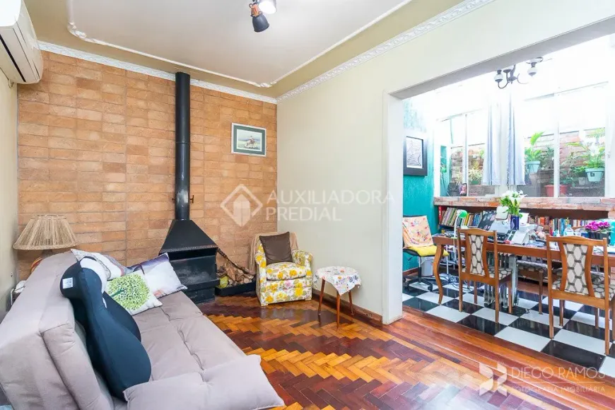 Foto 1 de Apartamento com 2 Quartos à venda, 52m² em Higienópolis, Porto Alegre