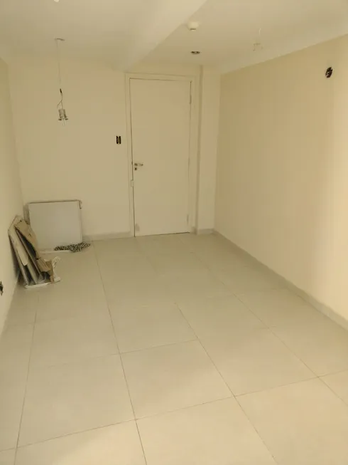 Foto 1 de Consultório à venda, 40m² em Gonzaga, Santos