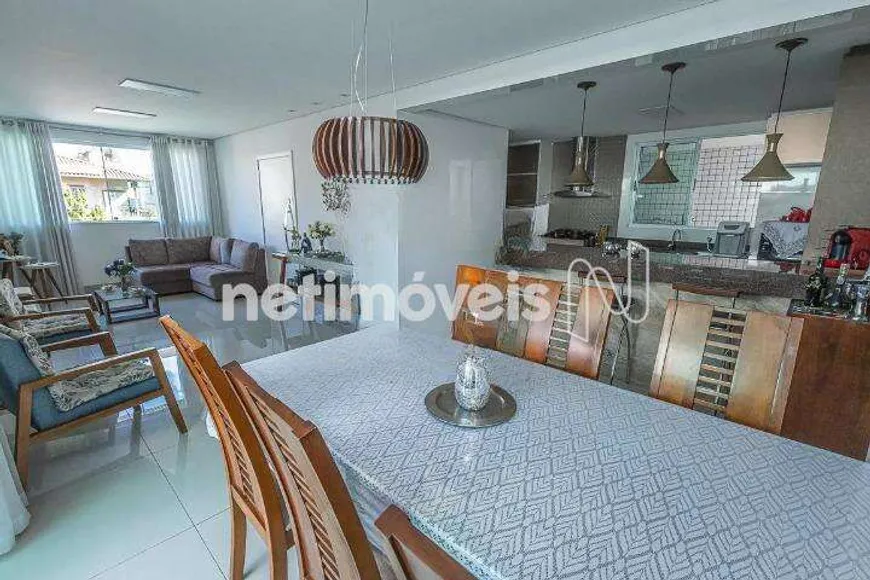 Foto 1 de Apartamento com 4 Quartos à venda, 242m² em Castelo, Belo Horizonte