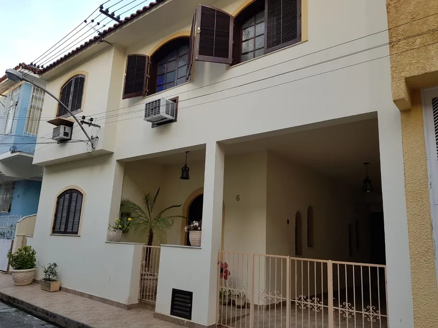 Foto 1 de Casa com 4 Quartos à venda, 170m² em Tijuca, Rio de Janeiro