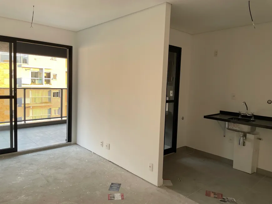 Foto 1 de Apartamento com 2 Quartos à venda, 59m² em Pinheiros, São Paulo