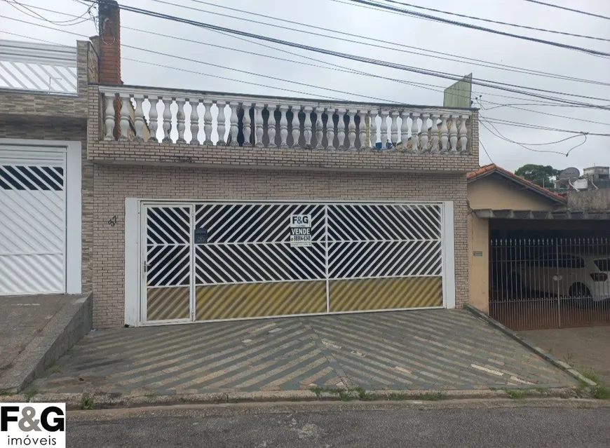 Foto 1 de Sobrado com 2 Quartos à venda, 250m² em Jardim Irajá, São Bernardo do Campo