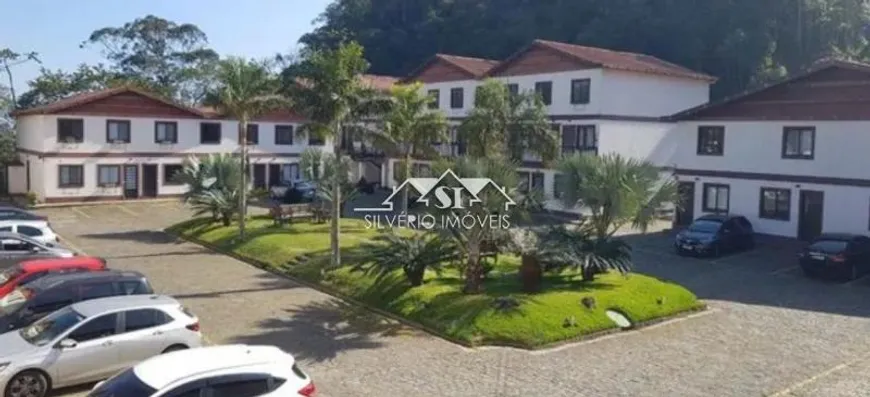 Foto 1 de Apartamento com 3 Quartos à venda, 71m² em Quitandinha, Petrópolis