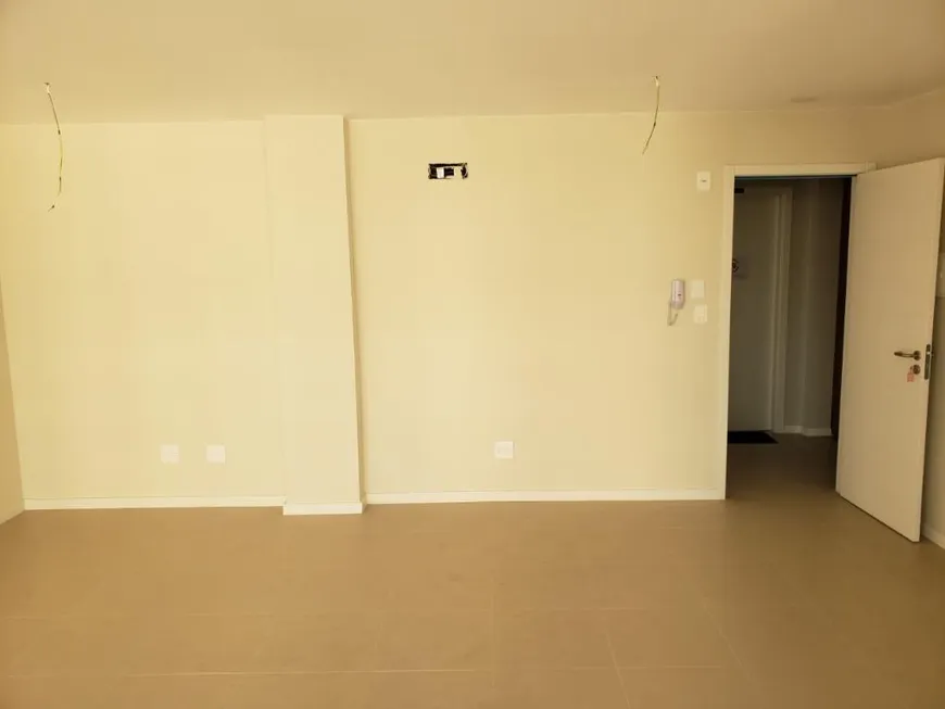 Foto 1 de Sala Comercial à venda, 33m² em Estreito, Florianópolis