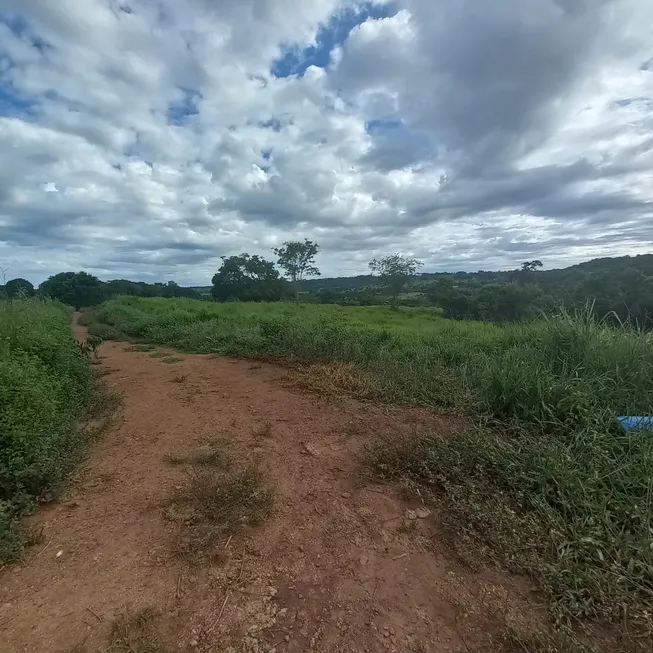 Foto 1 de Fazenda/Sítio à venda, 90000m² em Zona Rural, Bela Vista de Goiás