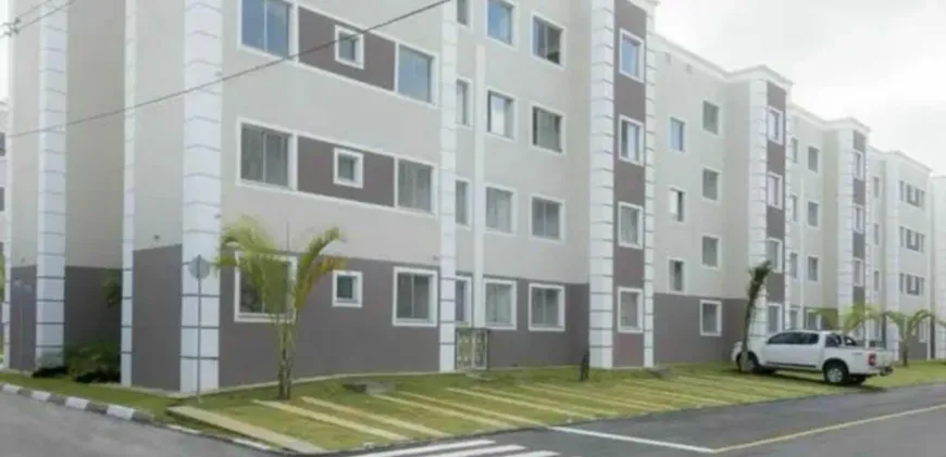 Foto 1 de Apartamento com 2 Quartos à venda, 49m² em 35º BI, Feira de Santana