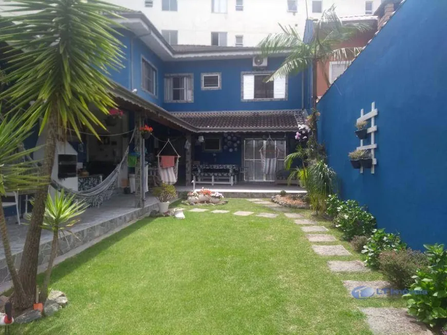 Foto 1 de Casa com 3 Quartos à venda, 220m² em Cidade Jardim, Jacareí