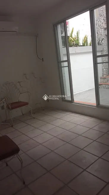Foto 1 de Apartamento com 1 Quarto à venda, 49m² em Azenha, Porto Alegre