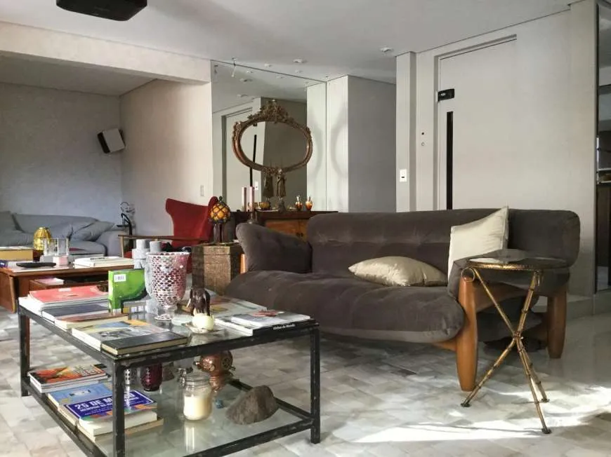 Foto 1 de Apartamento com 4 Quartos à venda, 164m² em Vila Madalena, São Paulo