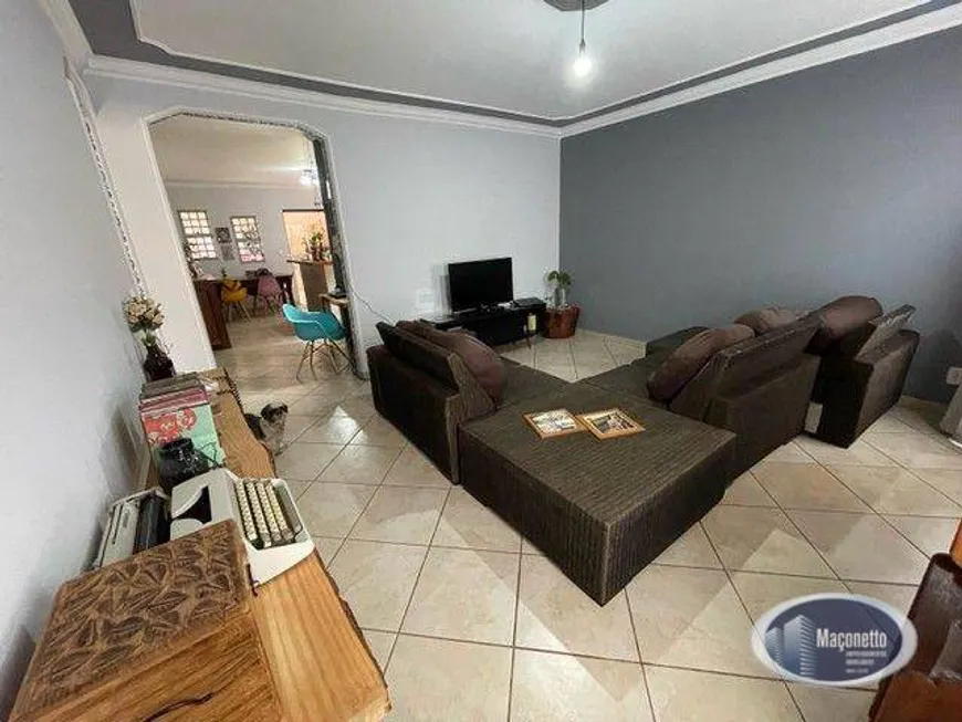 Foto 1 de Casa com 2 Quartos à venda, 200m² em Adelino Simioni, Ribeirão Preto