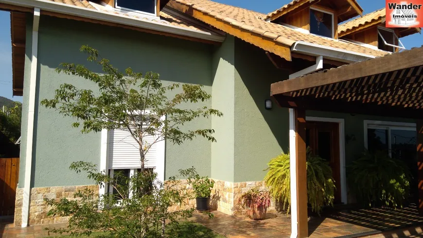 Foto 1 de Casa de Condomínio com 4 Quartos à venda, 380m² em Residencial Terras de Santa Cruz, Bragança Paulista