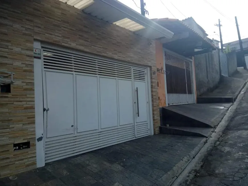 Foto 1 de Sobrado com 3 Quartos à venda, 260m² em Vila Brasileira, Mogi das Cruzes