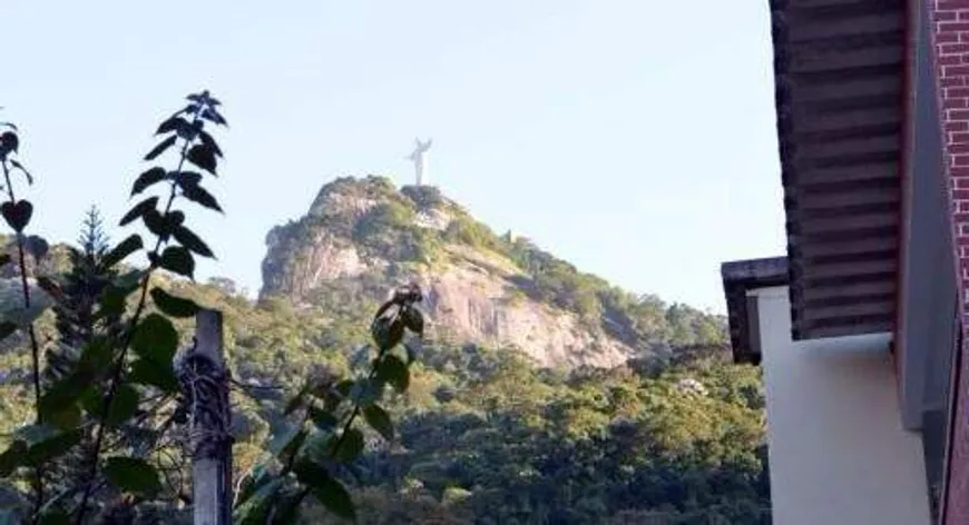 Foto 1 de Casa com 4 Quartos à venda, 210m² em Cosme Velho, Rio de Janeiro