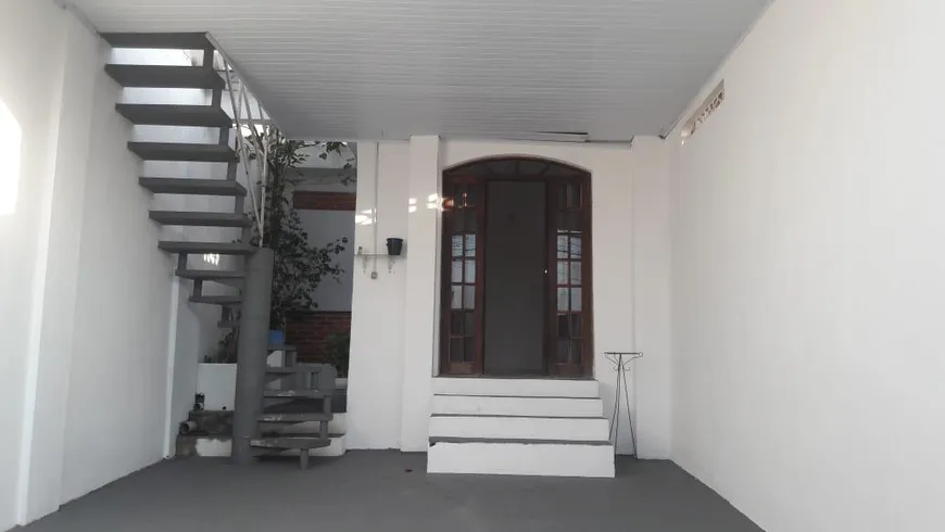 Foto 1 de Casa com 2 Quartos à venda, 150m² em Jardim Santa Claudia, Sorocaba