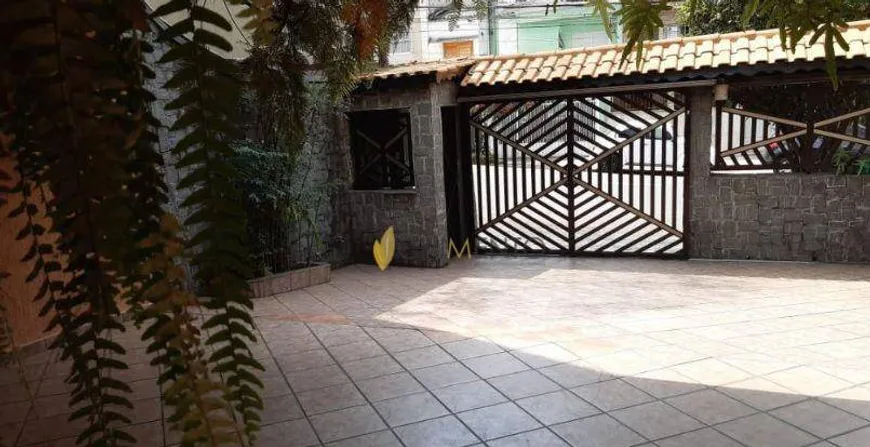 Foto 1 de Imóvel Comercial com 3 Quartos à venda, 190m² em Jardim, Santo André