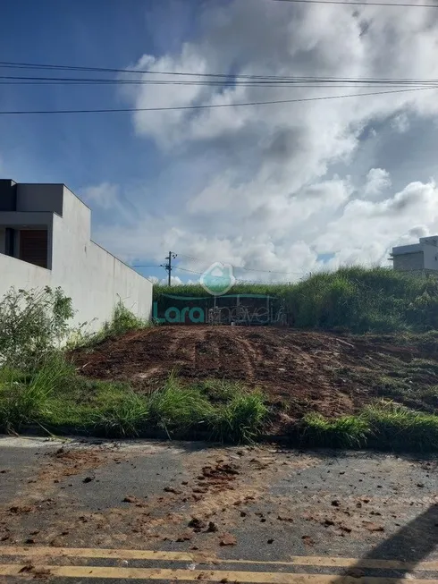 Foto 1 de Lote/Terreno à venda, 270m² em Vale das Palmeiras, Macaé