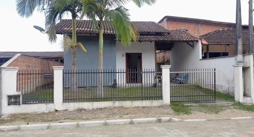 Foto 1 de Casa com 2 Quartos à venda, 80m² em Itinga, Araquari