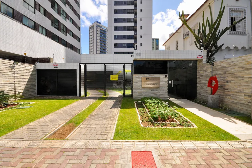 Foto 1 de Apartamento com 2 Quartos à venda, 49m² em Madalena, Recife