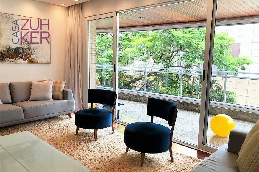 Foto 1 de Apartamento com 4 Quartos para venda ou aluguel, 215m² em Itaim Bibi, São Paulo