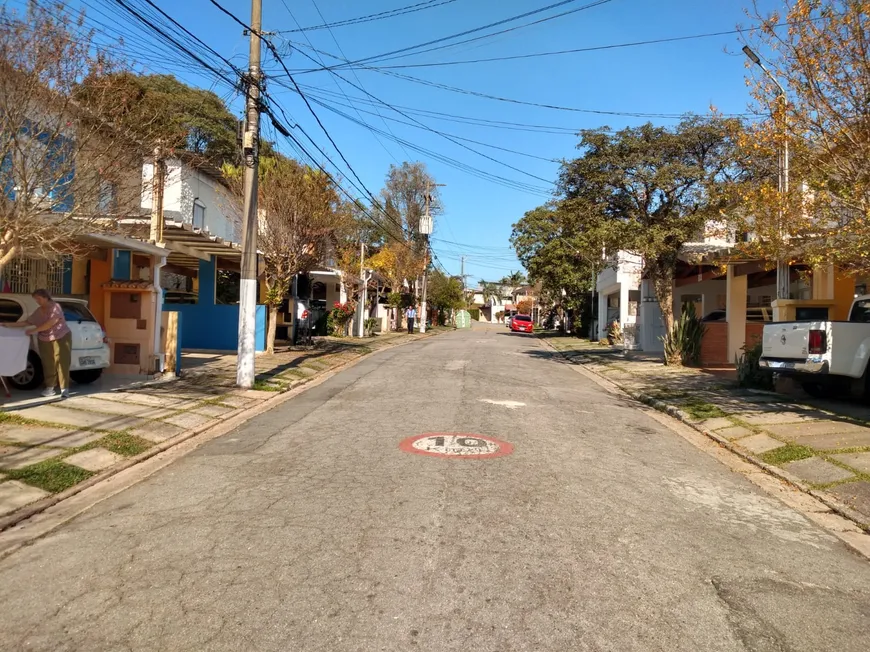 Foto 1 de Casa de Condomínio com 4 Quartos à venda, 180m² em Jardim Bonfiglioli, São Paulo