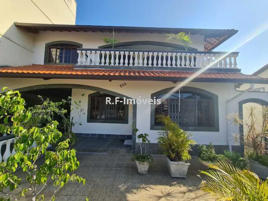 Foto 1 de Casa de Condomínio com 6 Quartos à venda, 752m² em  Vila Valqueire, Rio de Janeiro